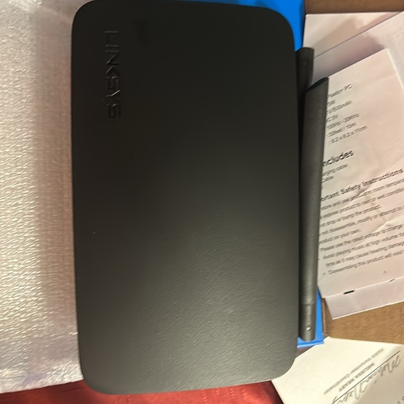 Linksys Dual Band WiFi 5 Router. - Picture 3 of 4